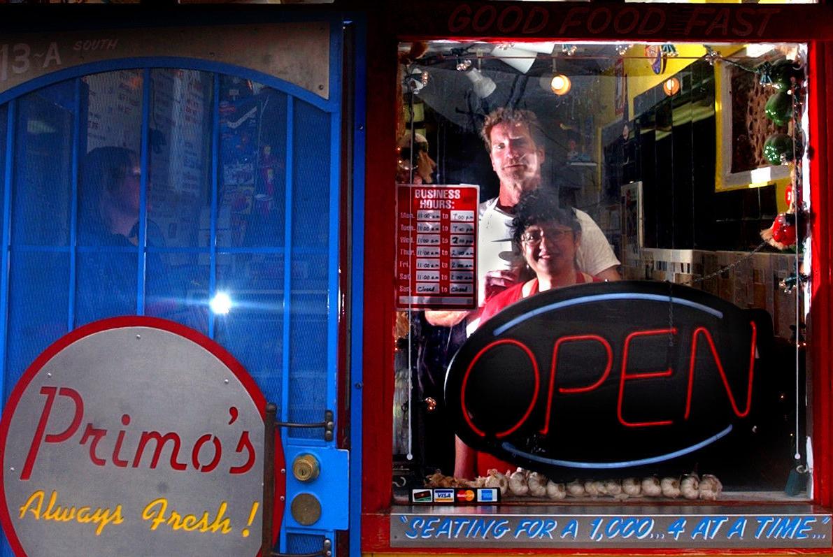 Primo's Hot Dogs
